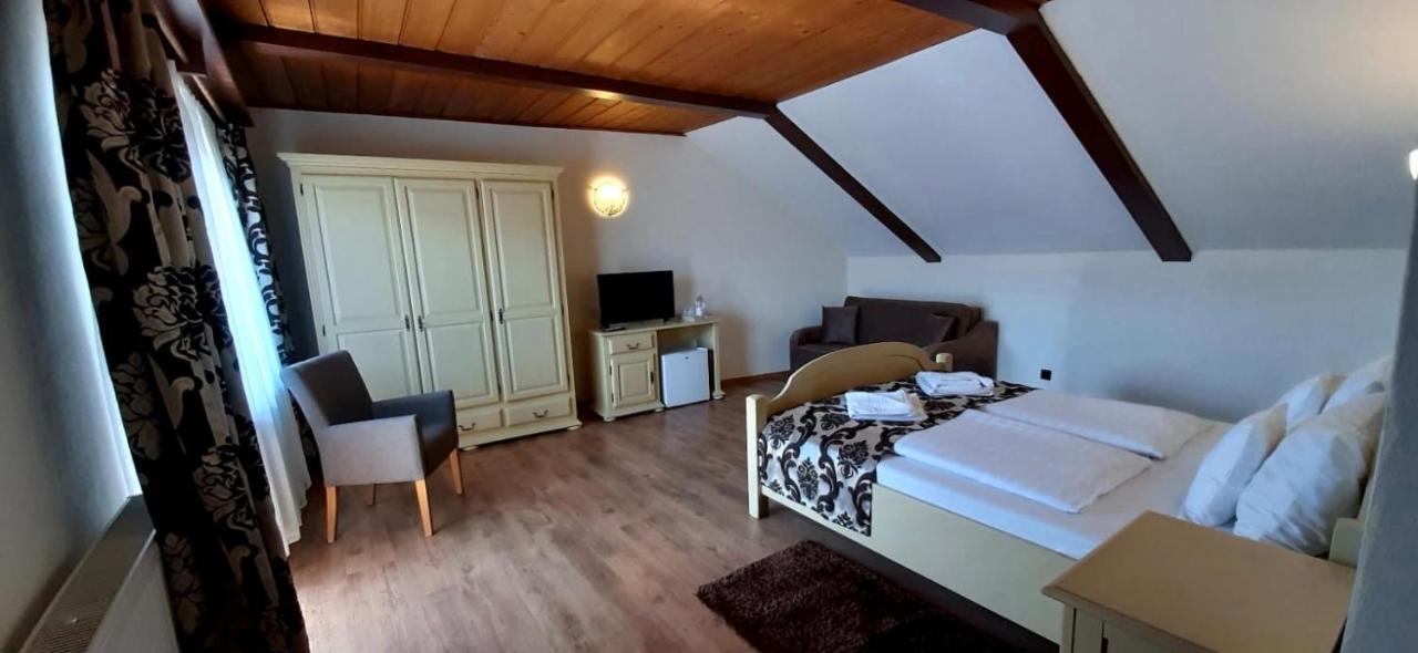 Gasthof Clara Sibiu Eksteriør bilde